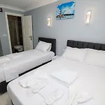 Merdin & - Downtown Aparthotel 4*